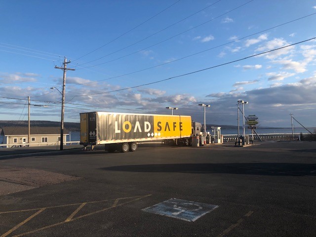 LoadSafe_CB's tweet photo. If you’re planning on shipping freight to the United States, make sure to include these documents: https://t.co/LVlGu3ozoy https://t.co/9veOOQSBWf