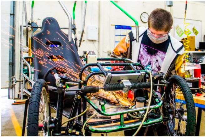 greenvilledn's tweet photo. Montcalm Area Career Center: CAD and engineering generates passion and provides experience sending students onto career paths: https://t.co/EiEETuQ34k (by @CorySmith_DN) https://t.co/kOhRMUMJ4S