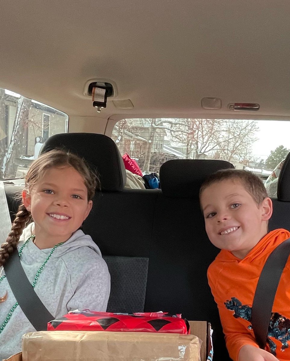 LeviArap's tweet photo. Somebody’s 11! How did that happen?! This camping-loving, creative big sister is having a fun-filled spring break birthday!! https://t.co/uvva8qFdSn