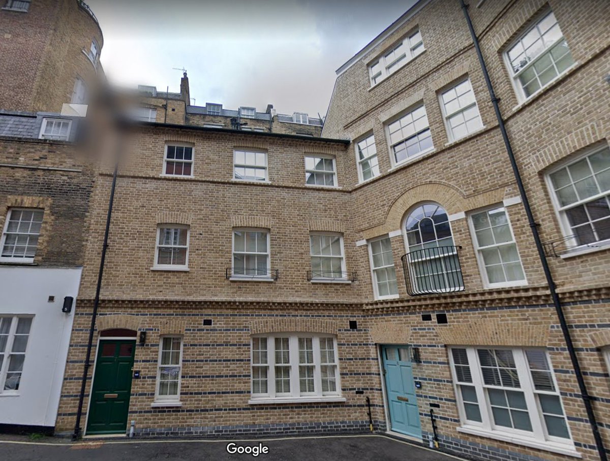 Dean's Mews in Marylebone, 2017 and 2020.  A delightful transformation wrought by Robbie Kerr <a href="/rjekerr/">Robert Kerr</a>.