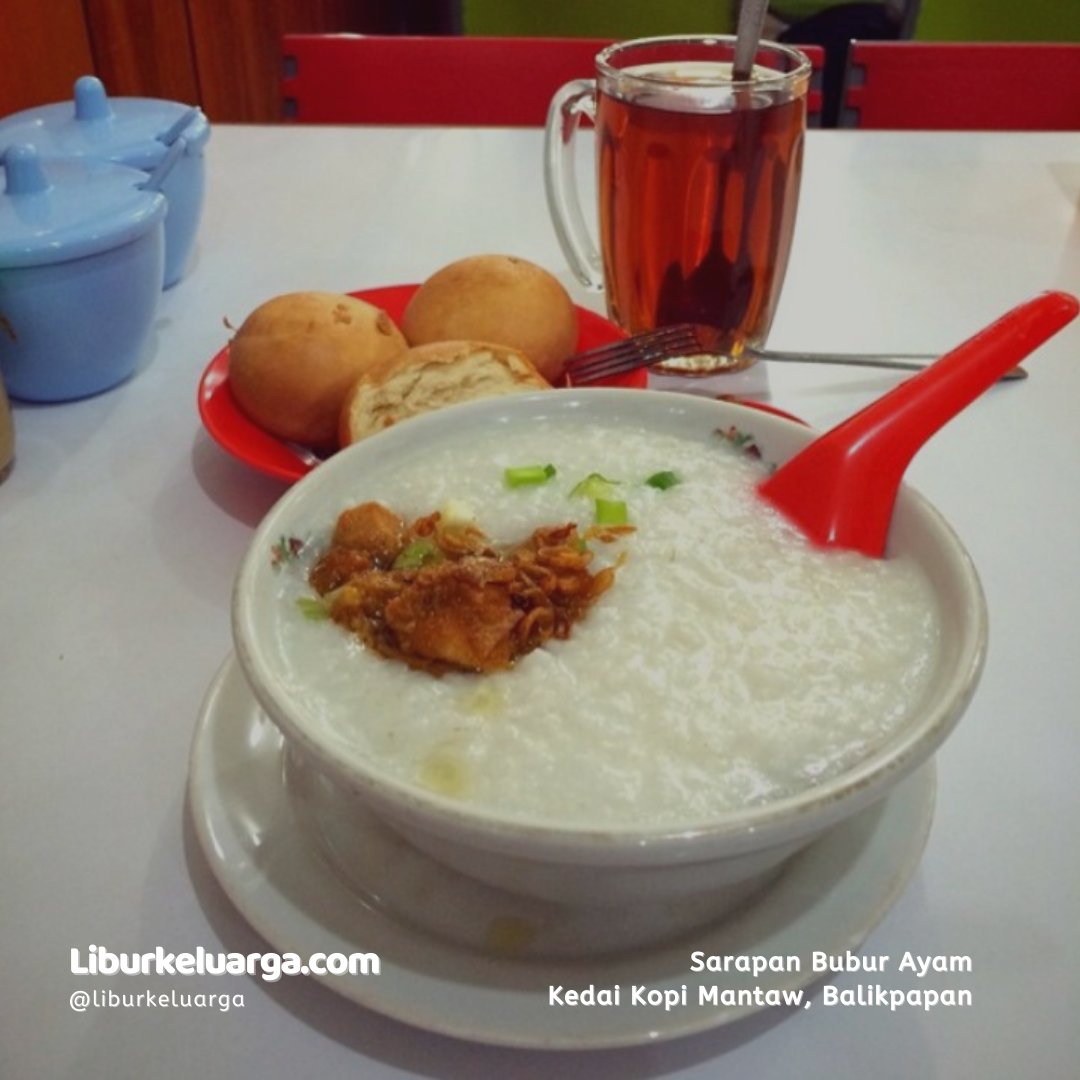 Sarapan pagi yang super nikmat menunggu kita di Kedai Kopi Mantaw di Klandasan Ilir, Balikpapan Selatan. Jangan lupa pesan Bubur Manado, Bubur Ayam, terutama Mantaw Gorengnya. 

Baca liburkeluarga.com/destination/ba…

#Liburkeluarga
#Balikpapan
#wonderfulindonesia
#DiIndonesiaAja