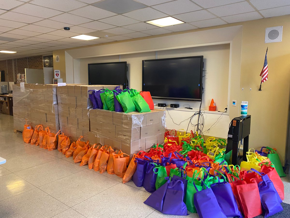 EngageFamCCS's tweet photo. REN supplies are all bagged and ready!! Thank you to Staples, United Way, the Blue Ridge Area Food Bank, as well as a host of other community partners, members, and CCS staff that helped make this happen again. WE are the village! Families, we'll see you on Saturday! #CCSSFE https://t.co/N5AEWfPkYy