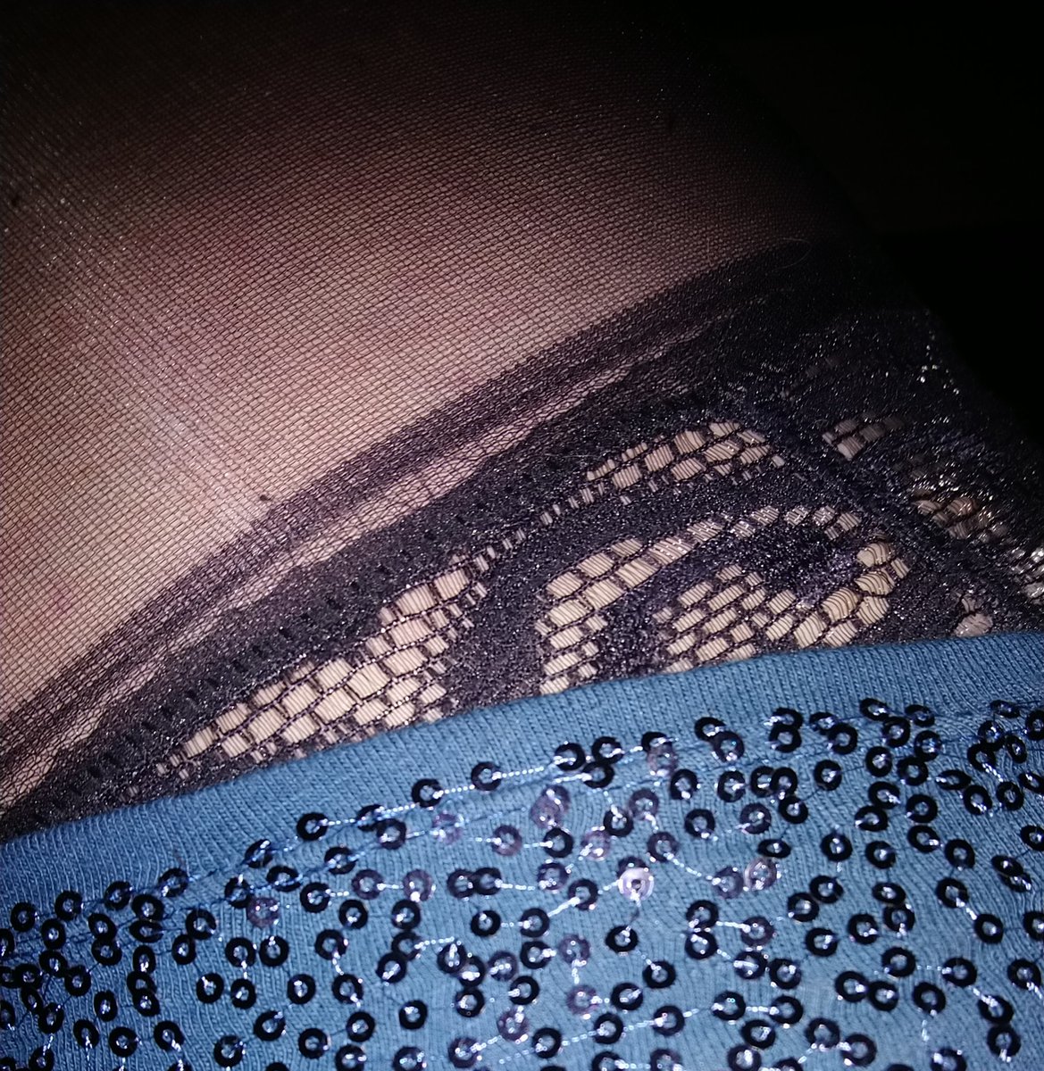 Laurina5012's tweet photo. Heb je geen zin in #voetbal maar wel zin in #ondeugend #sexy #spannend #opwindend #geil #cammen #kinky #bdsm #lingerie #higheels ik ben nu online https://t.co/OGZ1rzsKpZ kznr5012 @Thuisnl https://t.co/r8V6M6BqEX