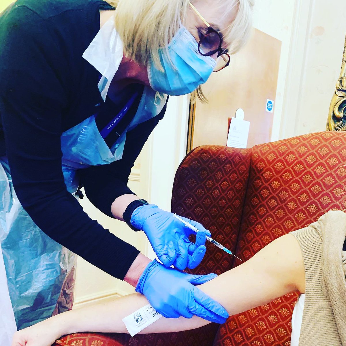 🎉 Today Residents and Staff received the Pfizer-BioNTech 2nd vaccine!🎉 Thankyou to DHU Healthcare, who work in conjunction with Derbyshire Dales Primary Care Network. 💉#pfizer #2nd #vaccine #derbyshire #protected #keepingsafe❤️ #residentialhome
Wheathillshouse.co.uk