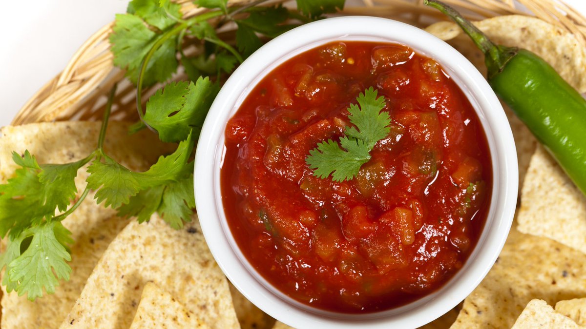 YoQuieroBrands's tweet photo. Add salsa to the list of snacks to keep on hand! ๐ https://t.co/pKPsgHVVhs #YoQuieroBrands #Salsa #MediumSalsa #ChipsAndSalsa #SnackTime https://t.co/SToj9VeZnh
