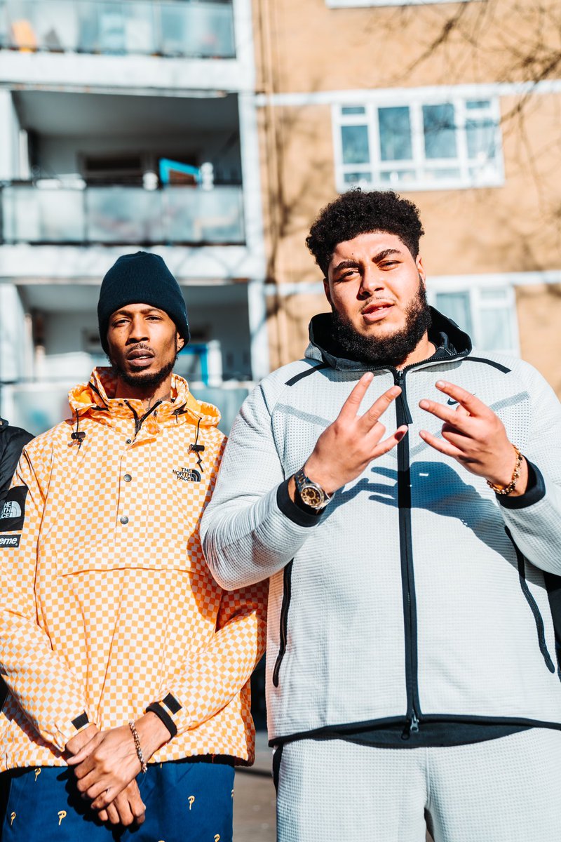 BIG ZUU X D DOUBLE E <a href="/DDoubleE7/">D Double E</a> OUT THIS FRIDAY!!! PRODUCED BY SIR SPYRO &amp; JOKER <a href="/SIRSPYRO/">Sounds Of The Sir</a> <a href="/Joker/">Space boy</a>