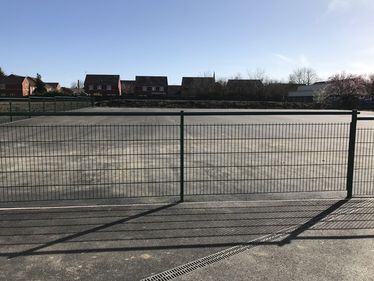 olive__preston's tweet photo. Fantastic progress is being made on a weekly basis at our new site. So much to look forward to. #Excited #PeaceGarden #CyclingToSchool #OutdoorLearning #SportsField #LargePlayground #Wellbeing #Ambition #WeAreSTAR https://t.co/Ng2ybAirAM