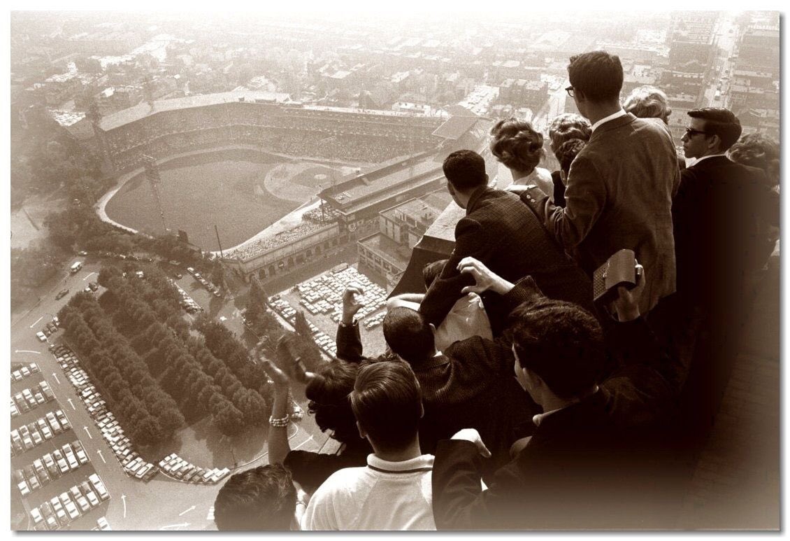 JakeWally's tweet photo. this is my favorite genre of sports photograph https://t.co/nO9x7KDeL9