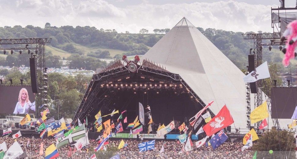 ExpressiveAudio's tweet photo. Potentially promising news for festival lovers: @glastonbury organisers have applied for a license to hold the event at Worthy Farm in September so it may be able to go ahead #festivals #glastonbury #glastonburyfestival https://t.co/daidzwaDjd https://t.co/t0xxIuZ8tA