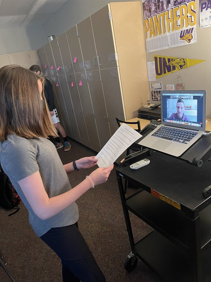 MJordanSMS's tweet photo. “Your future will take care of itself when you take care of today” -Chris Norton Team Voyage 7th Grade students @JCSD_SMS had the opportunity to Zoom w/ @chrisanorton16 today after they viewed his inspirational film #7yardsfilm. If you haven’t watched this film, run...don’t walk! https://t.co/hSWBTHO9BL