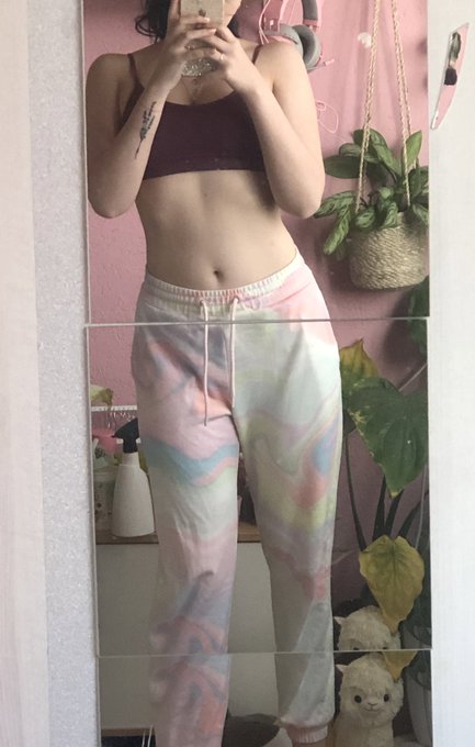 Sweats zzzzzz https://t.co/timu9nrUbH<a href="/tag/newprofilepic"class="tags"><span>#newprofilepic</span></a>