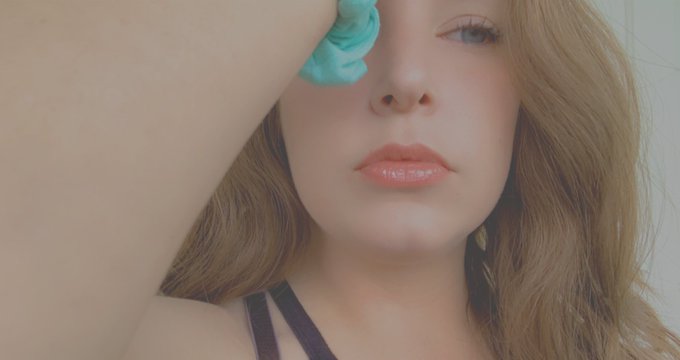 Feeling some deep sadness, should I shoot emo porn??? https://t.co/LJFRcZLq6R<a href="/tag/hunting"class="tags"><span>#hunting</span></a><a href="/tag/am15"class="tags"><span>#am15</span></a>