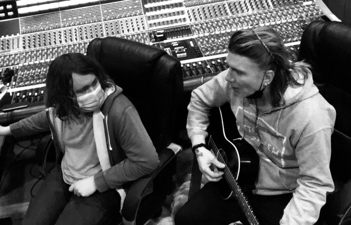 googoodolls's tweet photo. 03/24/21 https://t.co/9MpfDUxHSn