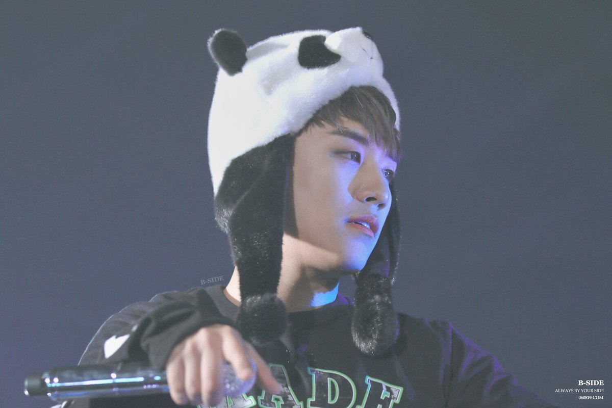 Miss you Panda.. Semoga semuanya segera selesai..

#StopWitchHuntingSeungri