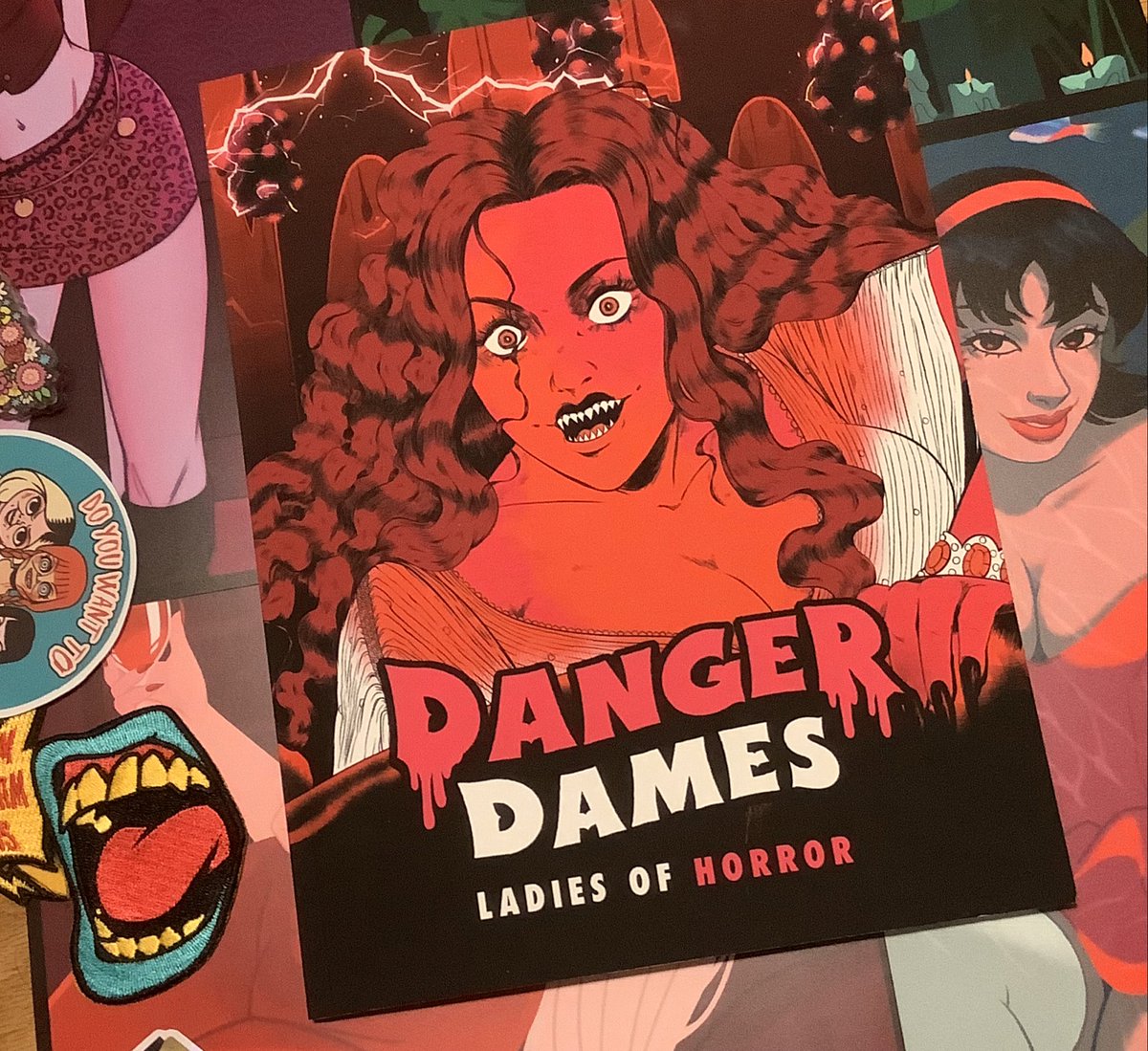 egallagher_art's tweet photo. Best mail day ever!

So much amazing work in here, and everything is printed beautifully! So happy to be included!

(Unfortunately you can’t order her anymore, but keep up with @moongoonpub for what I’m sure will be more equally high quality projects ✨) https://t.co/Xez3h9JTjd