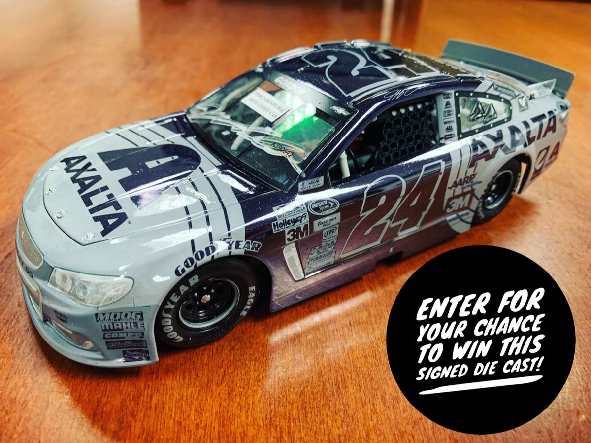 Giving away an Autographed 2015 @AxaltaRacing Rainbow Ghost 1:24 Scale <a href="/Lionel_Racing/">Lionel Racing</a> Pre-Production Die Cast.

You can enter here for your chance to win ⬇️.

bit.ly/JGDieCastConte…

#TeamJG
