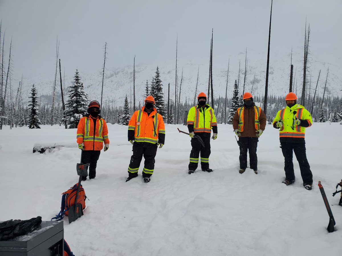 KyahResources's tweet photo. We onboarded another great team of local labourers today! Interested in working for Kyah Resources on @CoastalGasLink? Contact us at communityrelations@kyahresources.ca https://t.co/HGbiISmptj