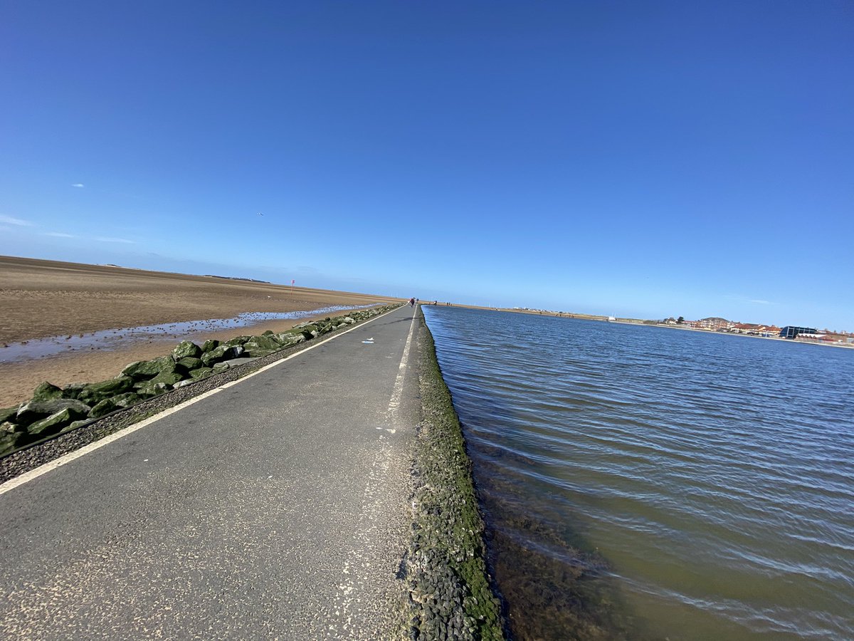 Walk on my lunch and a Pilates session tonight! #wksmove