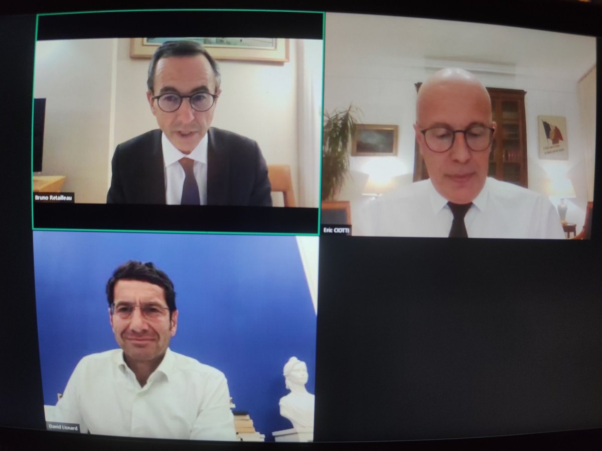 Nouv_Energie32's tweet photo. A l’heure où des candidats « macron »compatibles s’auto-déclarent une droite des valeurs aux fondations solides se met en ordre de marche pour l’intérêt supérieur du Pays avec @BrunoRetailleau  et @davidlisnard #Horizon2022 #TeamLisnard https://t.co/Ct6IjSb5Q3