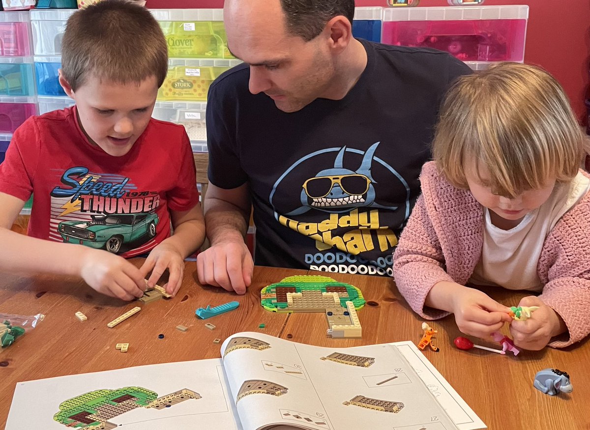 BenAlder's tweet photo. Building dreams. Our Lego Winnie the Pooh journey has been just amazing #lego #disney #winniethepooh #legowinniethepooh #afol #legoideas #legofan #legodisney https://t.co/6jzkYViCng