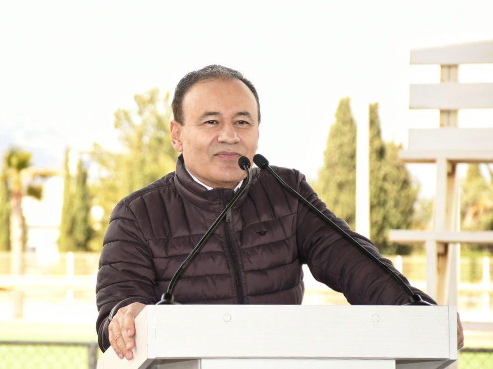 netomunro's tweet photo. Vean el descaro y desvergüenza del Sr @AlfonsoDurazo, lo dijo hoy en  pueblo minero de Cananea "Lucharemos por los recursos del impuesto minero para beneficio de las y los cananenses: Alfonso Durazo"
MORENA eliminó el fondo minero, los pueblos mágicos y las estancias infantiles https://t.co/0i7zMWPfFb