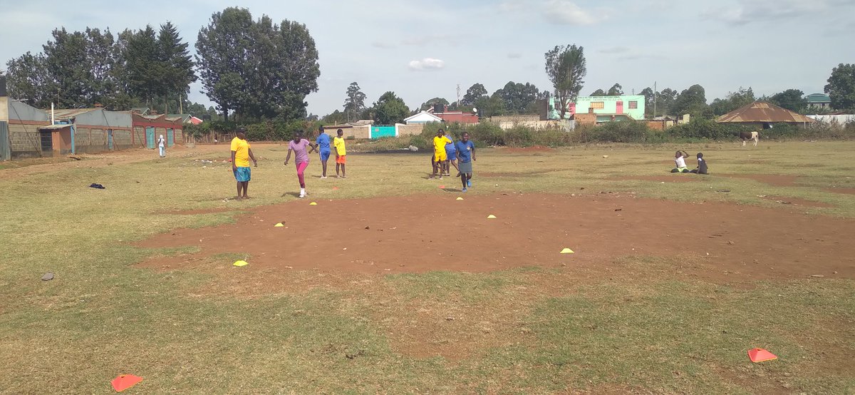 EspodecKenya's tweet photo. Our girls Espodec Starlets are hustling tirelessly ready for the action packed weekend.
#weekendvibes
#letthegirlsalsoplay
#teamespodec https://t.co/nuORAiq7m2