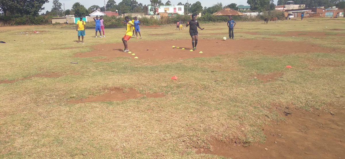 EspodecKenya's tweet photo. Our girls Espodec Starlets are hustling tirelessly ready for the action packed weekend.
#weekendvibes
#letthegirlsalsoplay
#teamespodec https://t.co/nuORAiq7m2