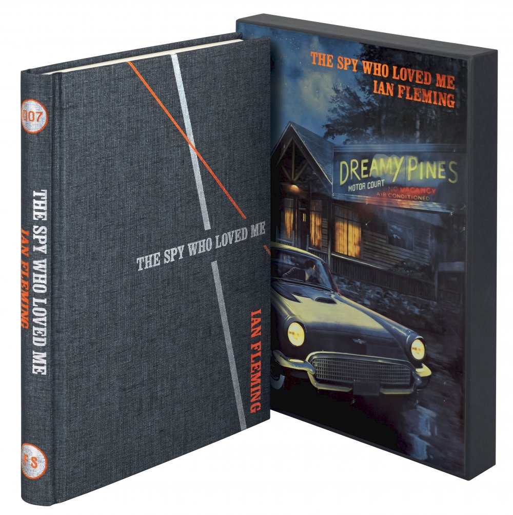 Archivo_007's tweet photo. Sorteo del mes: La espía que me amó https://t.co/ObibIQacs4 Edición de lujo, gracias a @foliosociety 

#JamesBond #IanFleming #thespywholovedme #novela #regalo #sorteo #Archivo007 #ClubArchivo007 https://t.co/QYl87VciG7