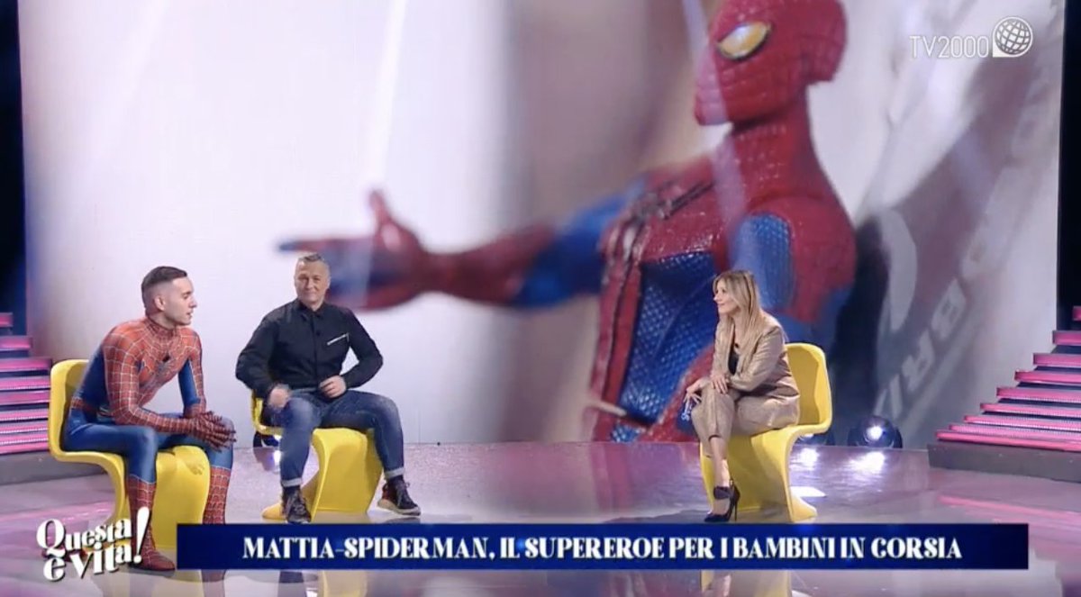 Ogni supereroe ha una motivazione profonda per il suo lottare contro il crimine, lui combatte contro la paura, contro l’angoscia che l’ospedale provoca. 

A #QuestaèVita, Spiderman - Mattia Villardita, il supereroe che regala sorrisi ai bambini in corsia ❤️