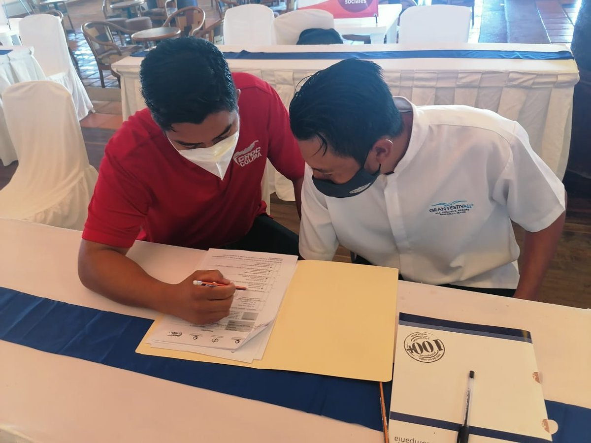 Violeta61906849's tweet photo. Hoy se hizo la evaluación en el hotel Gran festival en competencias laborales de los compañeros cantineros meseros y camaristas enhorabuena por ellos
#Isaíasgonzalescuevas
#davidortegaquiterio
#croccolima https://t.co/X5X1hSPkCM