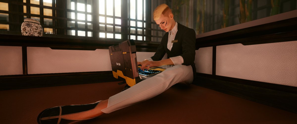 𝞂 Sandra Dorsett for #Cyberpunk2077RP

𝞂 Awkward netrunning angel

𝞂 Survivor w/PTSD
𝞂 Night Corp by day

𝞂 They/them, doesn’t mind she/her
𝞂 Pan
𝞂 Demi, but you wouldn’t believe it
𝞂 Ships via RP
𝞂 NSFW in DMs

𝞂 Triggering themes (implied)
𝞂 18+

𝞂 DM to plot!

🧵↓