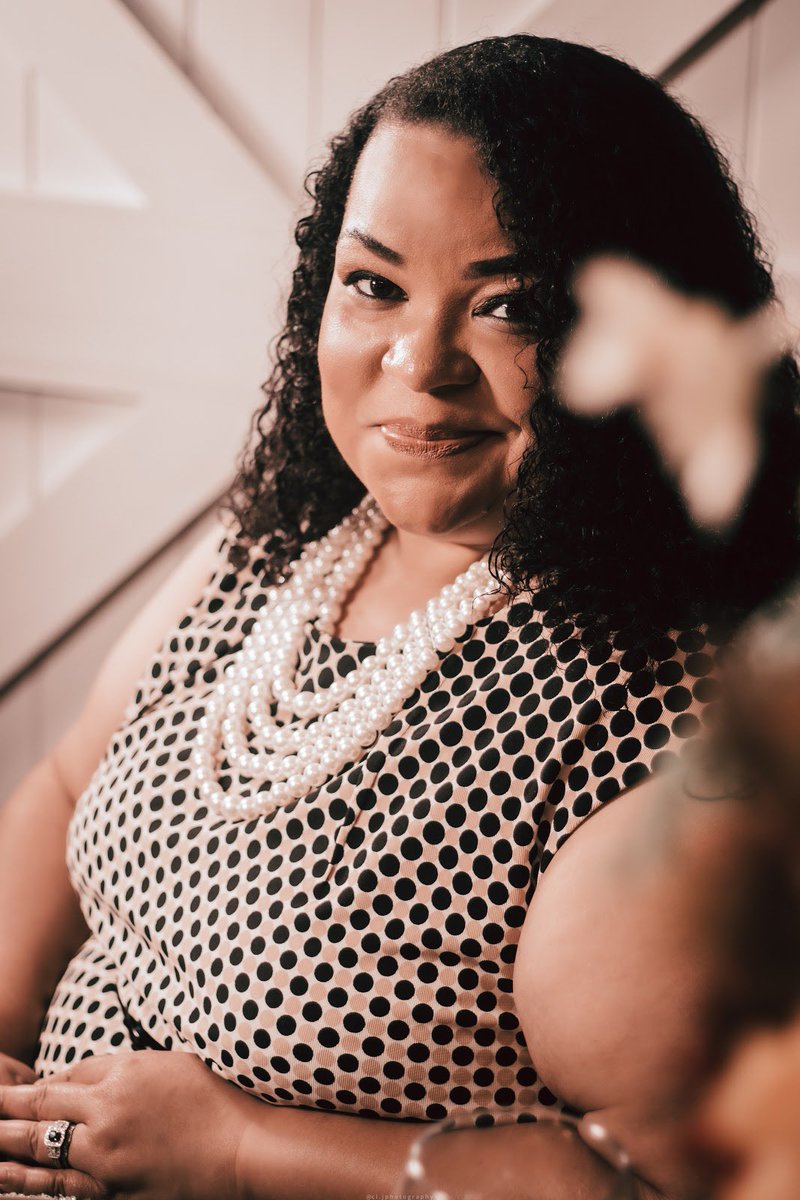 UWFSGA's tweet photo. 𝕃𝕒𝕋𝕠𝕪𝕒 𝕎𝕒𝕕𝕖 became fascinated with baking when she began watching her grandmother create family-favorite cakes. She created the 𝕎𝕒𝕕𝕖 ℂ𝕒𝕜𝕖𝕤 𝕒𝕟𝕕 𝕎𝕖𝕕𝕕𝕚𝕟𝕘𝕤, 𝕃𝕃ℂ based in Pensacola, Florida and is the current lead baker there. https://t.co/4qxwJ3pktY