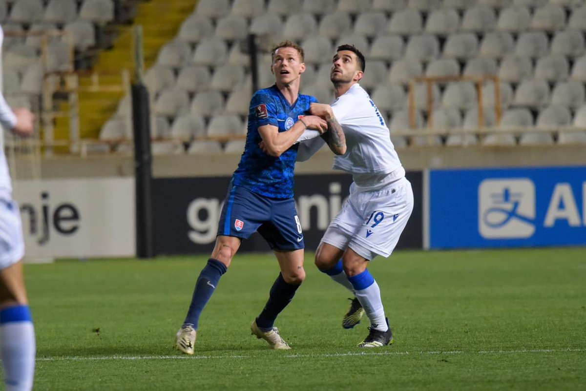 Standard_RSCL's tweet photo. 🇨🇾 🆚 🇸🇰
Kostas Laifis et Chypre 🇨🇾 ont partagé l’enjeu (0-0) face à la Slovaquie 🇸🇰
Kostas Laifis en Cyprus 🇨🇾 hebben 0-0 gelijkgespeeld tegen Slovakije 🇸🇰
#CYPSVK #WCQ https://t.co/mjANKM8SWk