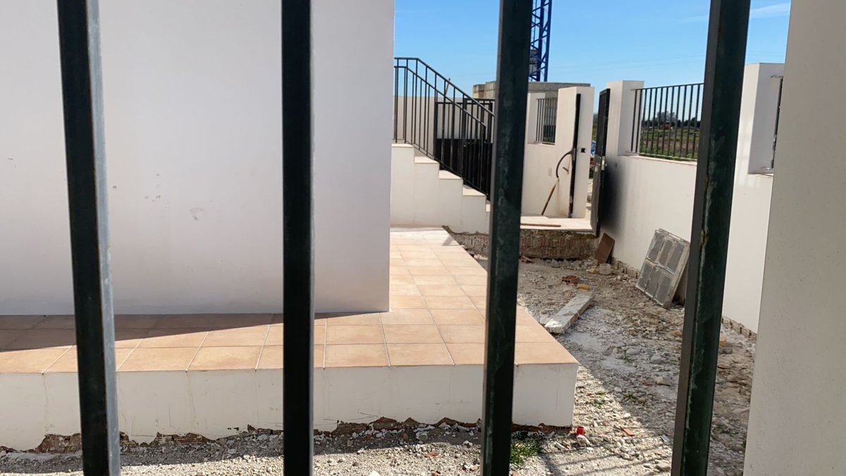 utelostejares's tweet photo. ¿Queréis ver cómo están ya de avanzadas nuestras casas?🥰

¡Os recordamos que todavía quedan disponibles algunas viviendas de la 2ª Manzana!💪

 ¡¡No esperes más y contacta con nosotros!!📞

#lostejares #VPO #casas #pisos #loradelrio #detalles https://t.co/4GDgP9X6f7