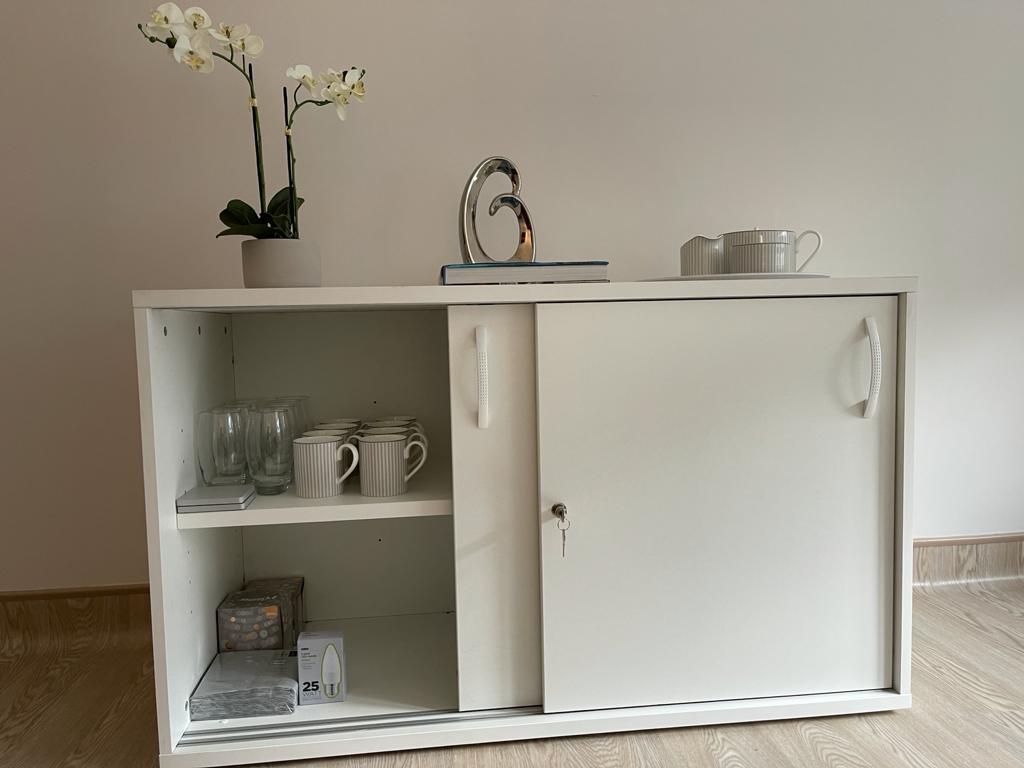 care_iow's tweet photo. Introducing ED’s new fully furnished relatives room. We designed a tranquil space with relatives in mind 
‘You said, we did!’
@ChiefExecIOWNHS @KirkWard_NHS @IWPtExperience 
@JoeSmyt60600237 https://t.co/ghhLNjcpXE