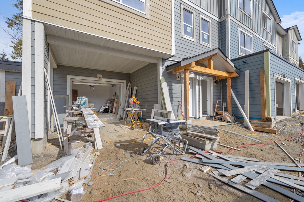 Building homes is complicated, volunteering with us is not.⁠ 

When you are ready to join us on site. We'll be here.

Learn More: habitatgv.ca/applytovolunte… #langley #coquitlam #mapleridge #pittmeadows #abbotsford #vancouver #vancitybuzz