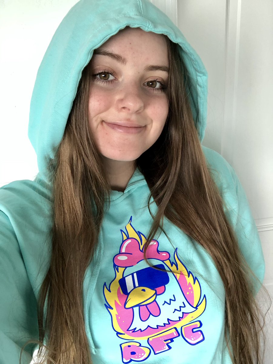 aelishyoung's tweet photo. Merch any merchers? @KYR_SP33DY https://t.co/rIXiBQ9K7C