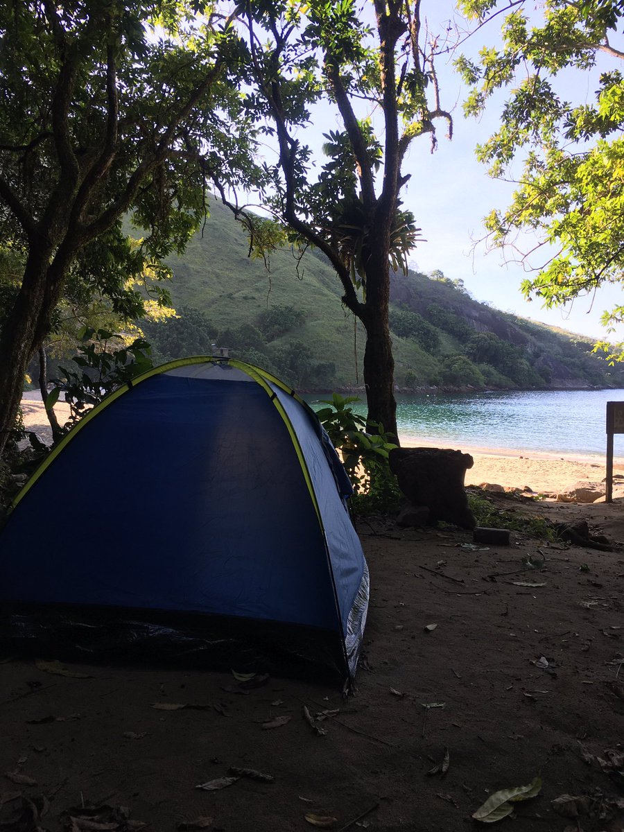 mariimar03's tweet photo. Vivendo um sonho ✨🏕 https://t.co/Coll73BfU0