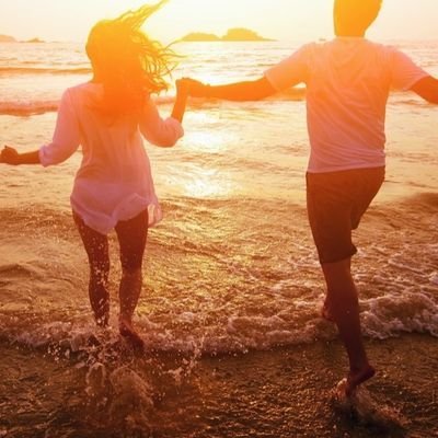 لانني احبك فأنا أعشقك عشق ليس له نهاية والتفاهم اوصلنا للعشق الجميل