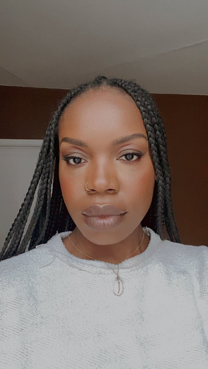 MybalesN's tweet photo. Simple make up but I love it 😍 #makeupartist https://t.co/YyslkiohUW