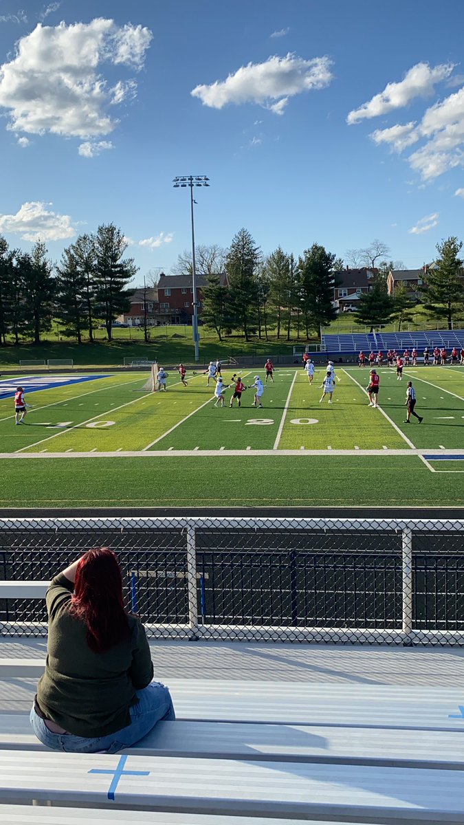 Mrs_Meyer7's tweet photo. Sticks Up! Letβs go Lacrosse!! @DixieLax @DHHSAthletics @DixieHeightsHS Real Colonels up 2-0 in 1st quarter! #RealColonelsWearRed https://t.co/zEsThIZ3l3