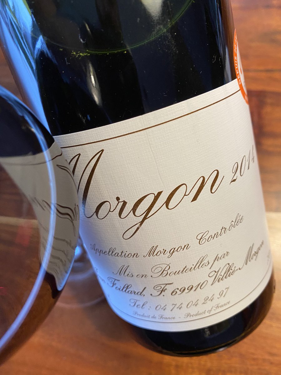 Un p’tit coup de Beaujo ce soir. Et vous? Il y a quoi dans votre verre?

@reZinSelection <a href="/vinsbeaujolais/">Vins du Beaujolais</a> #jeanfoillard #morgon #beaujolais #gamay #dansmonverre