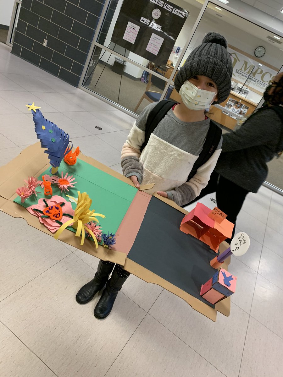 MrsBissler's tweet image. Lots of #MPprojectUp projects have been coming in the door! Is it a pizza box? Nope- it’s a business! #CareerExploration #UnlockingStudentPotential @miss_quinty5th @__MrsBurton @MPEScougars
