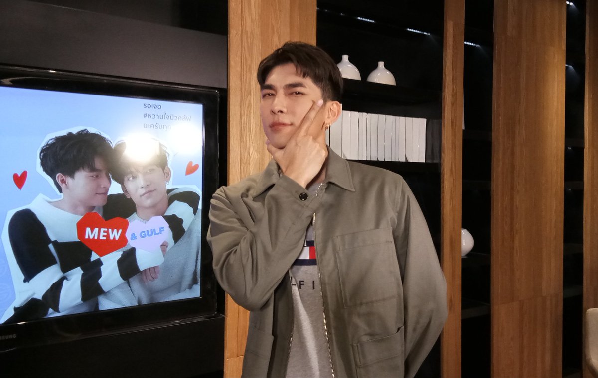 Centralnews's tweet photo. รักน้องกดรี รักพี่กดเฟบ 💓

รักทั้งคู่กดฟอลและโหลด Central App 😆 https://t.co/kUZjOC7wNE

#เซ็นทรัลบิวตี้Xมิวกลัฟ https://t.co/jmqixLp5C4