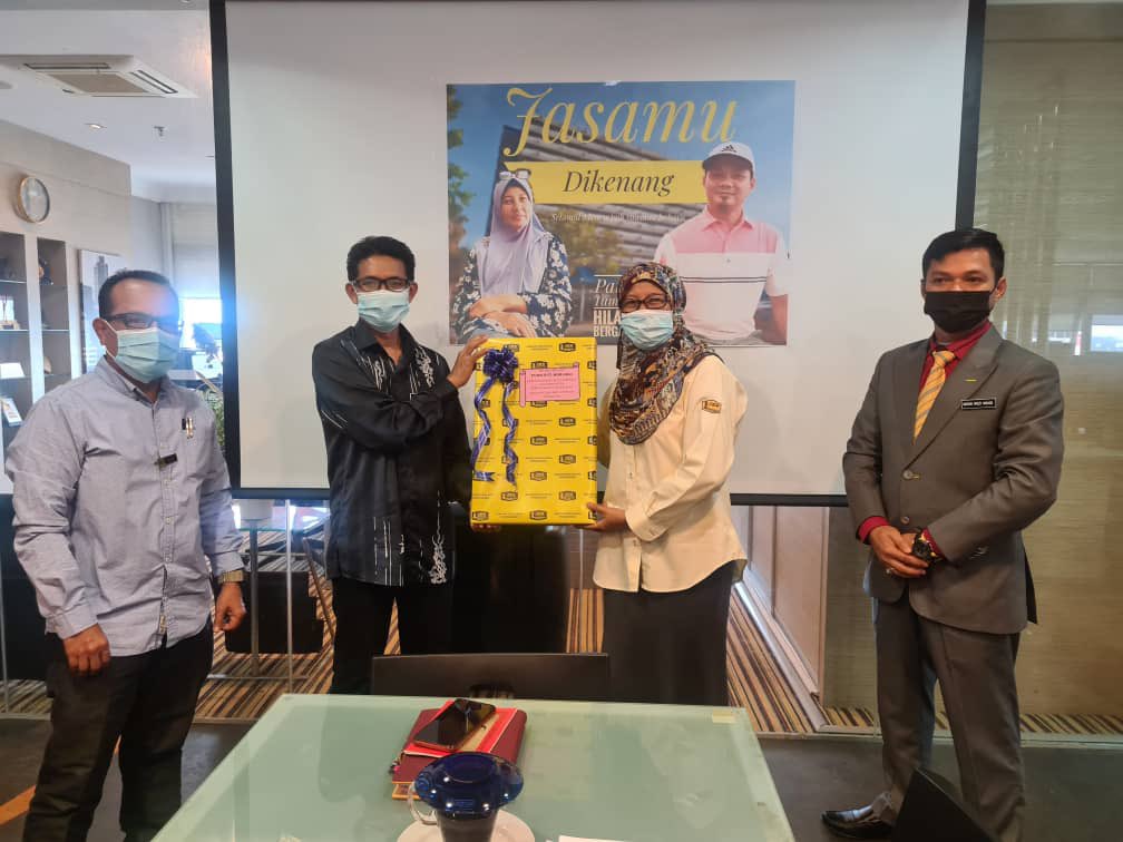 Mohd Zuhairi Bin Bahanuddin On Twitter Terbaik Jkr Terengganu Terbaik Bahagian Arkitek Burung Merbok Burung Merpati Singgah Mandi Di Kolam Panas Jakuzi Selamat Bersara Puan Siti Selamat Berpindah Bossku En