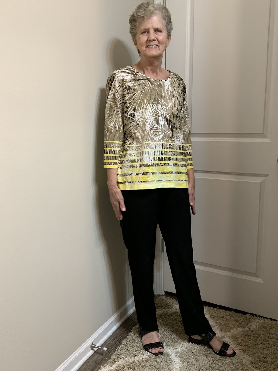 brettster7777's tweet photo. @freddiemsmith  would you be willing to eat with my mom and I on Monday April 5th at 6pm at 208 Rodeo? My mom is a huge fan of the show and she has never been to LA and it would be an honor if you’d join us! She’s 72 and I want to surprise her https://t.co/c7fC0hqr1M