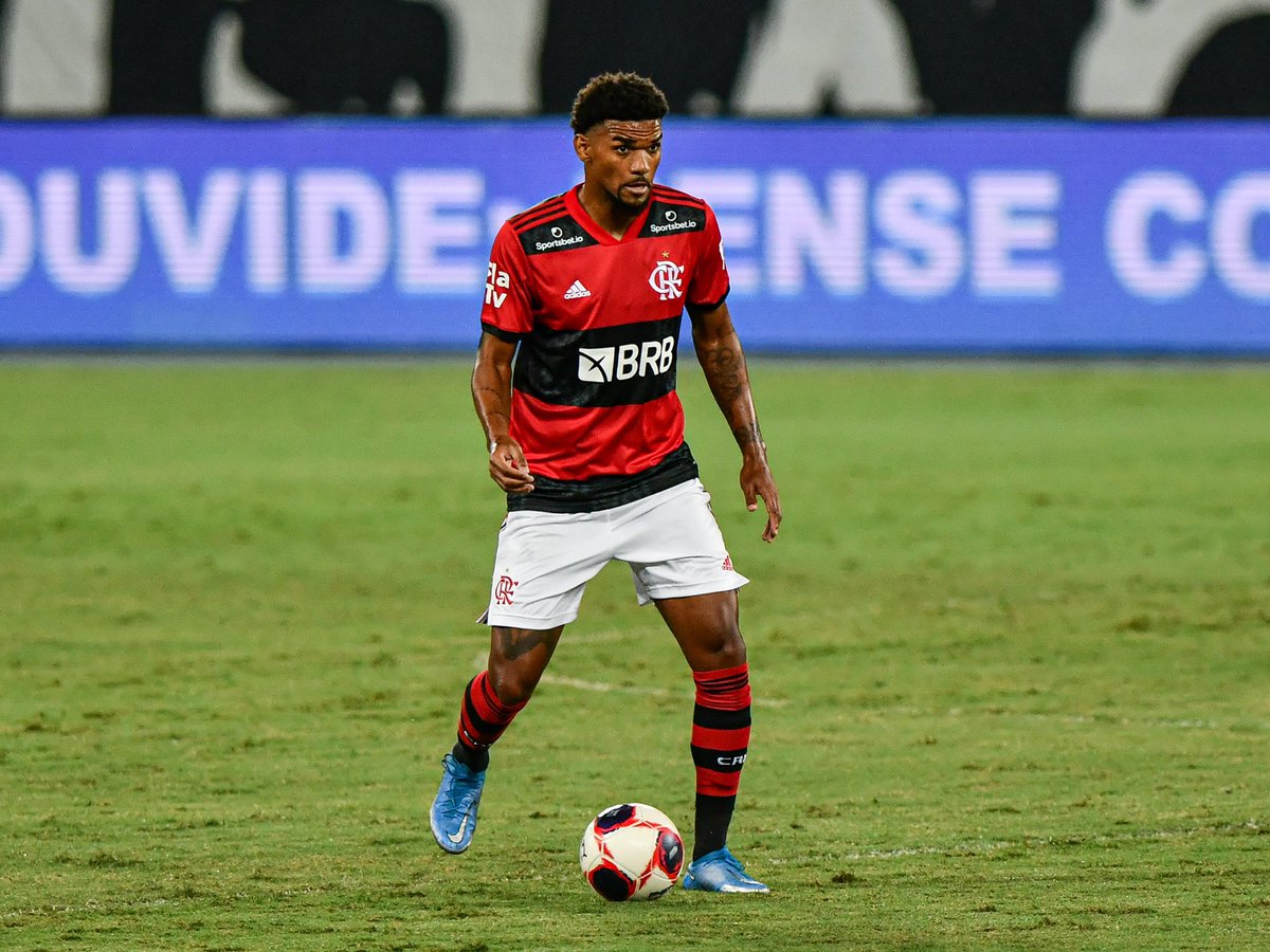 brunoviana_30's tweet photo. Sempre importante vencer um clássico. Parabéns a equipe pela luta e por mais uma vitória importante! +3 🔴⚫️ #VamosFlamengo https://t.co/rmpgYiblZy