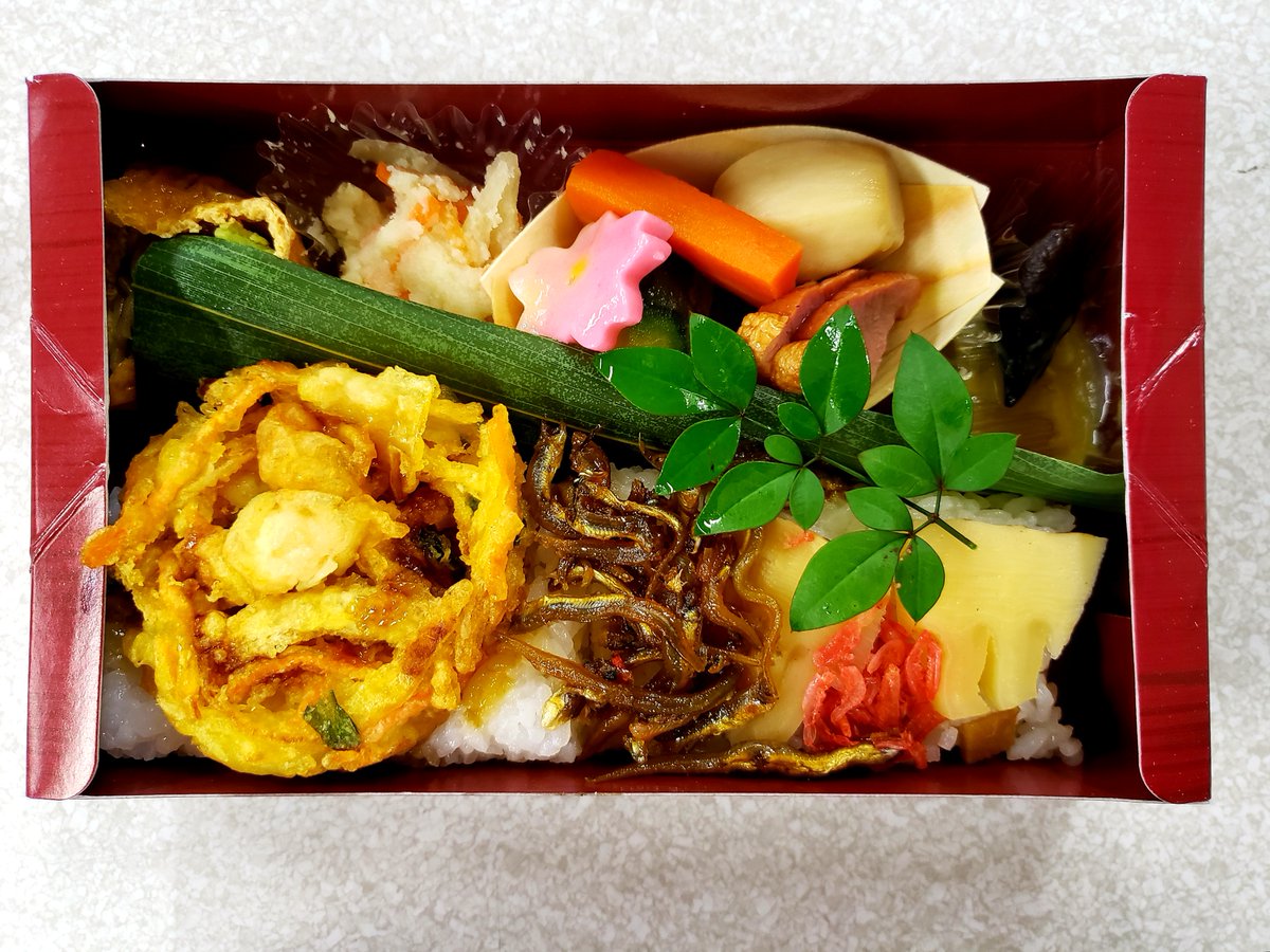 文藝春秋プロモーション部 鬼平犯科帳 佐嶋忠介弁当 は筆頭与力の頼れるナンバー2だが酒豪でもある人物にちなんで酒の肴や貝柱のかき揚げご飯など豪華な内容 包み紙の裏には 現代を生きるための 名言 が 池波正太郎 文春文庫 文藝春秋プロモーション部 鬼平犯科帳 佐嶋忠介弁当 は筆頭与力の頼れるナンバー2だが酒豪でもある人物にちなんで酒の肴や貝柱のかき揚げご飯など豪華な内容 包み紙の裏には 現代を生きるための 名言 が 池波正太郎 文春文庫