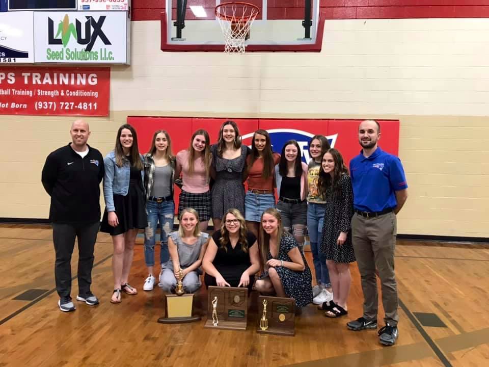 TVLadyPatriots's tweet image. Tonight we celebrated the incredible journey of the 2020-2021 Lady Pats!

🔴 23-3 Record
🔴 Third consecutive 12-0 CCC Championship
🔴 Fifth consecutive District Championship
🔴 Regional Runner-Up

We will miss you Karsi Sprowl! #FiveStrong