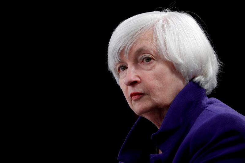 Reuters's tweet photo. Yellen now open to U.S. bank dividend payouts, stock buybacks https://t.co/4hjT3aM8Qe https://t.co/eTt4D5TDiH